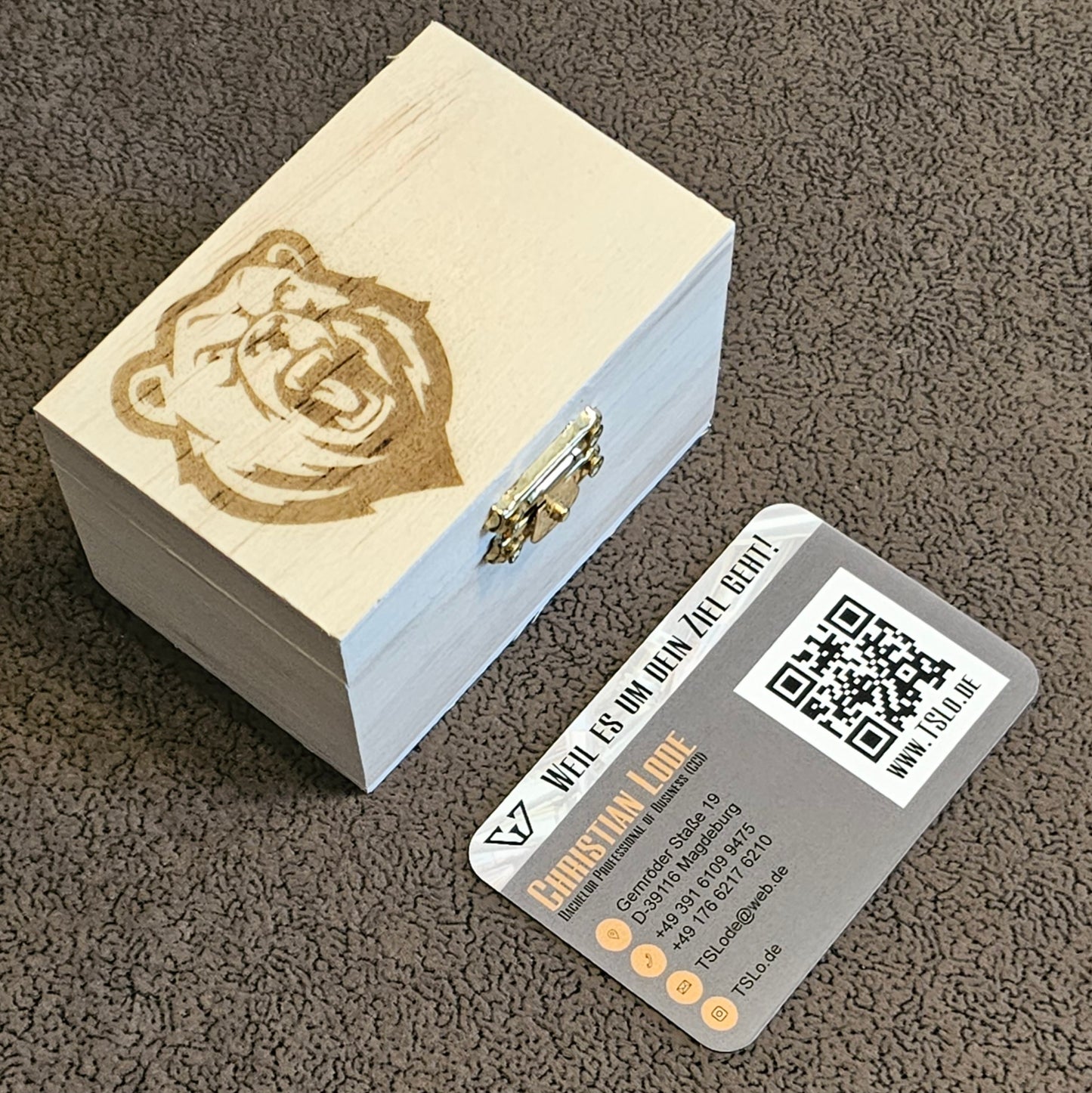 Holzkiste mit Lasergravur nach Wunsch | TSLo.de