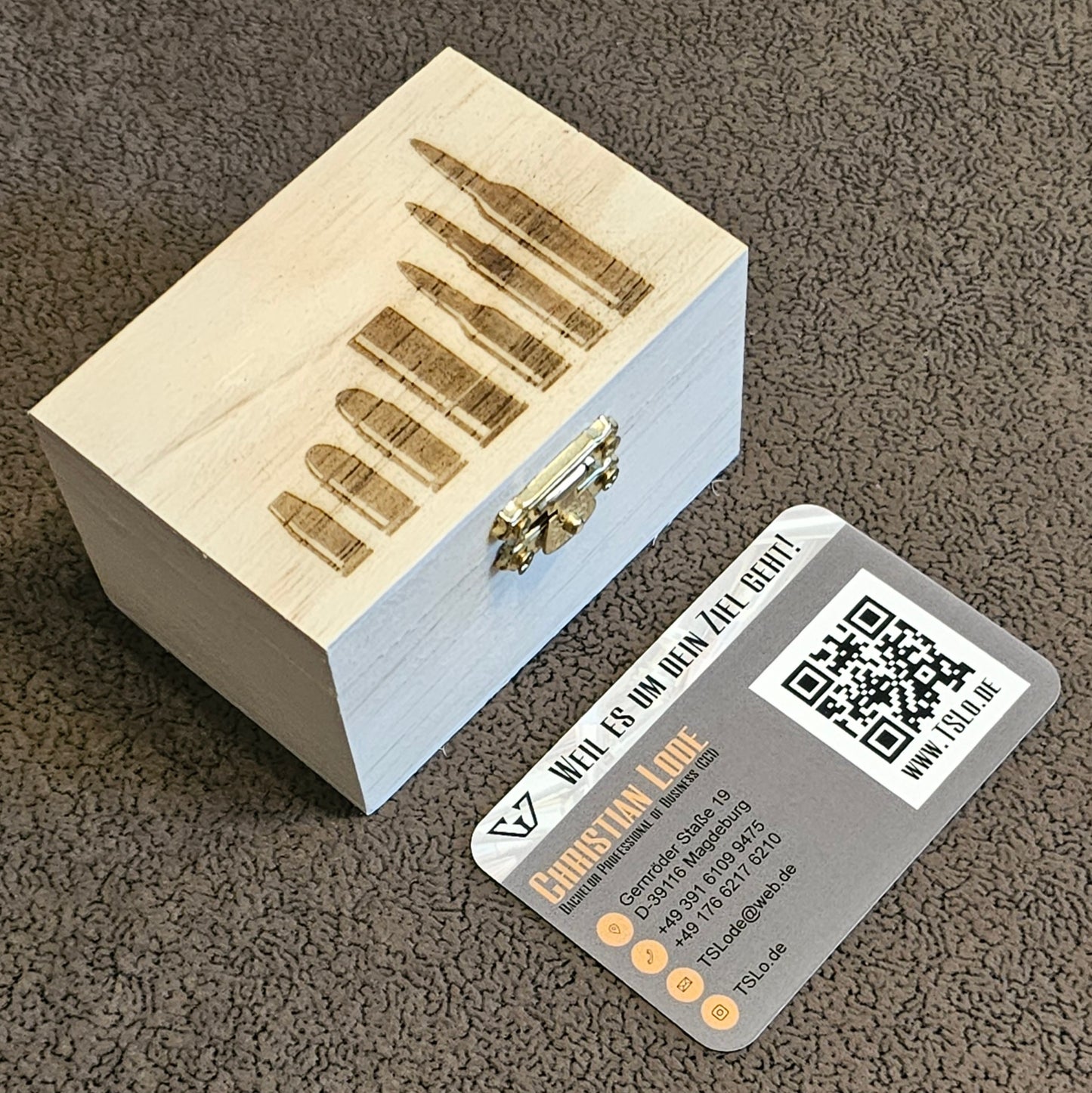 Holzkiste mit Lasergravur nach Wunsch | TSLo.de