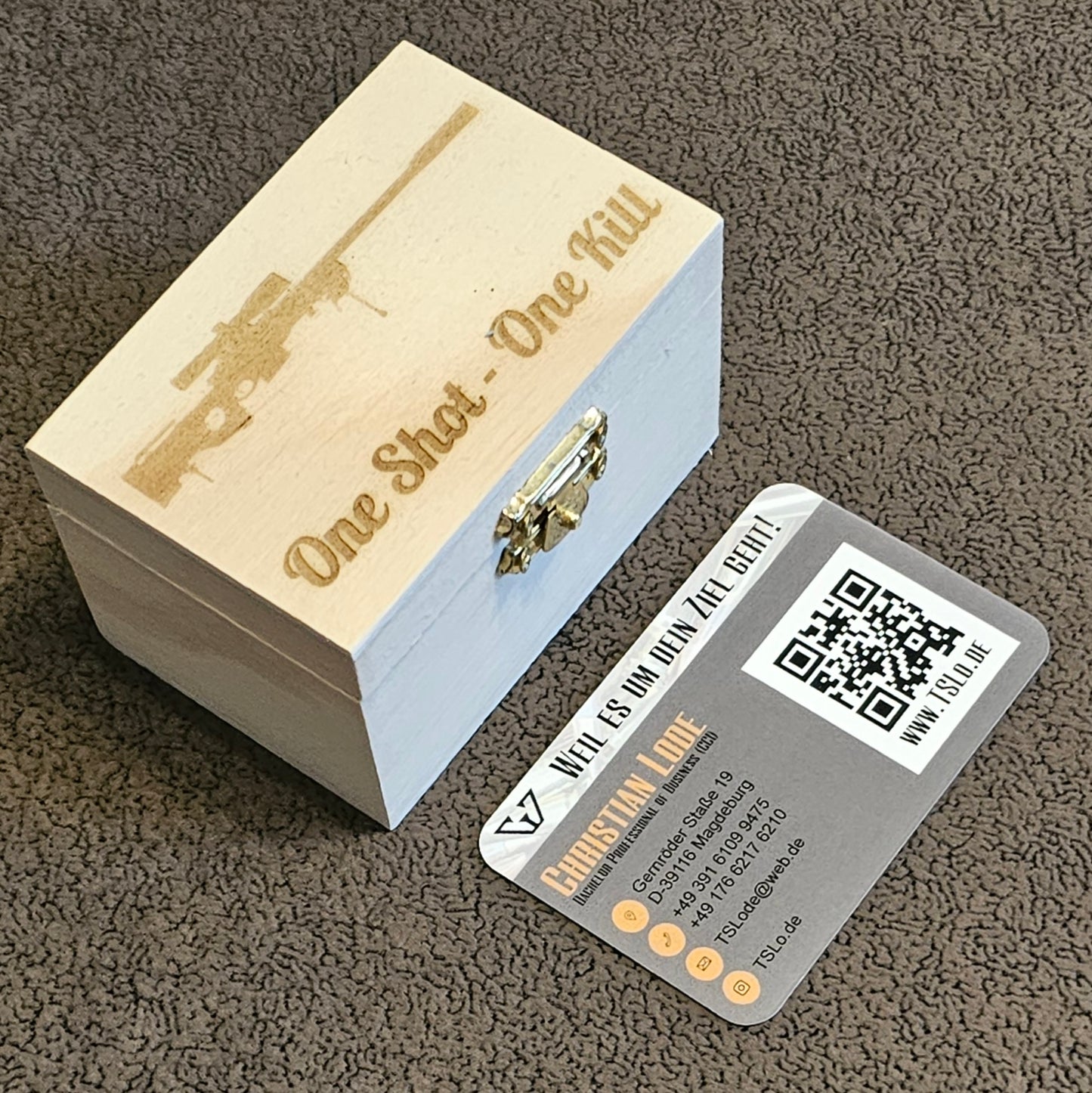 Holzkiste mit Lasergravur nach Wunsch | TSLo.de